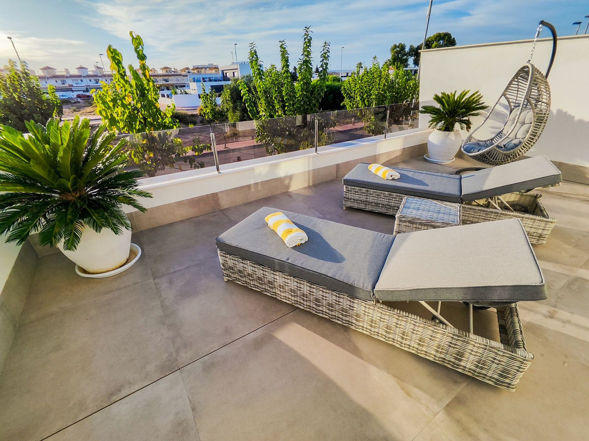 ShowFeedImage House – Detached Villa in San Javier
