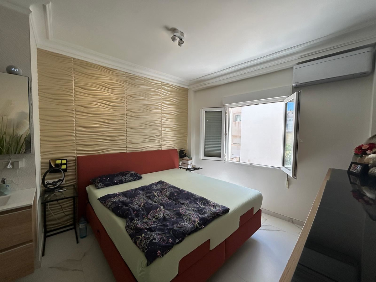 ShowFeedImage Apartment – Middle Floor Apartment in Torrevieja