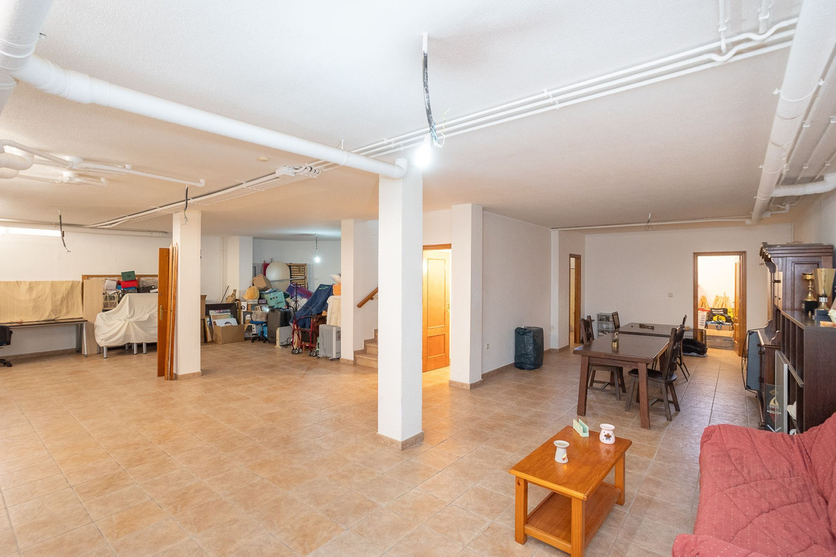 ShowFeedImage House – Detached Villa in Torrevieja
