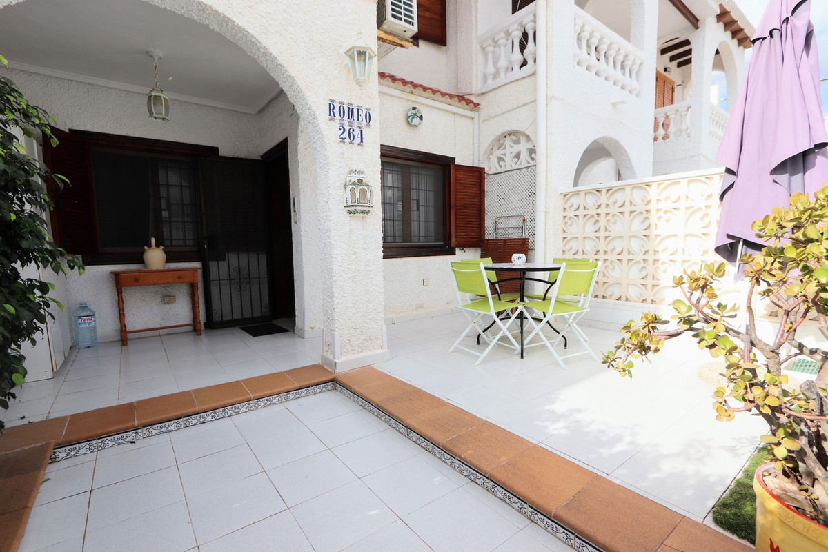 House – Townhouse in Orihuela