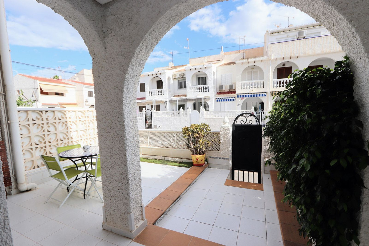 House – Townhouse in Orihuela