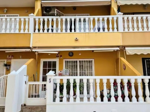 House – Townhouse in Cartagena