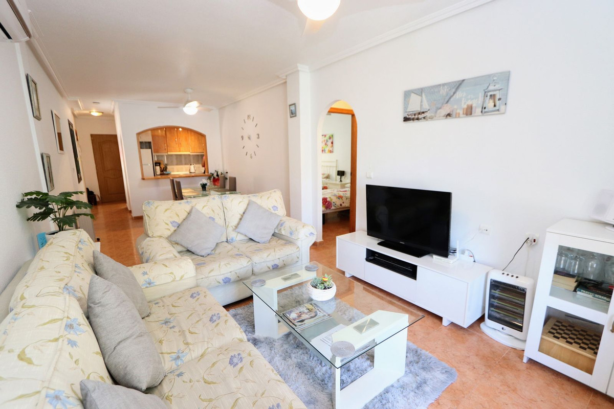 ShowFeedImage Apartment – Middle Floor Apartment in Los Alcazares