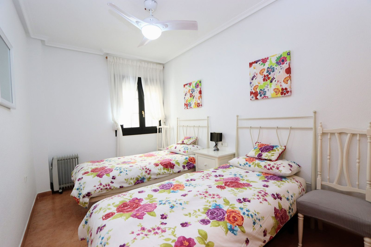 ShowFeedImage Apartment – Middle Floor Apartment in Los Alcazares