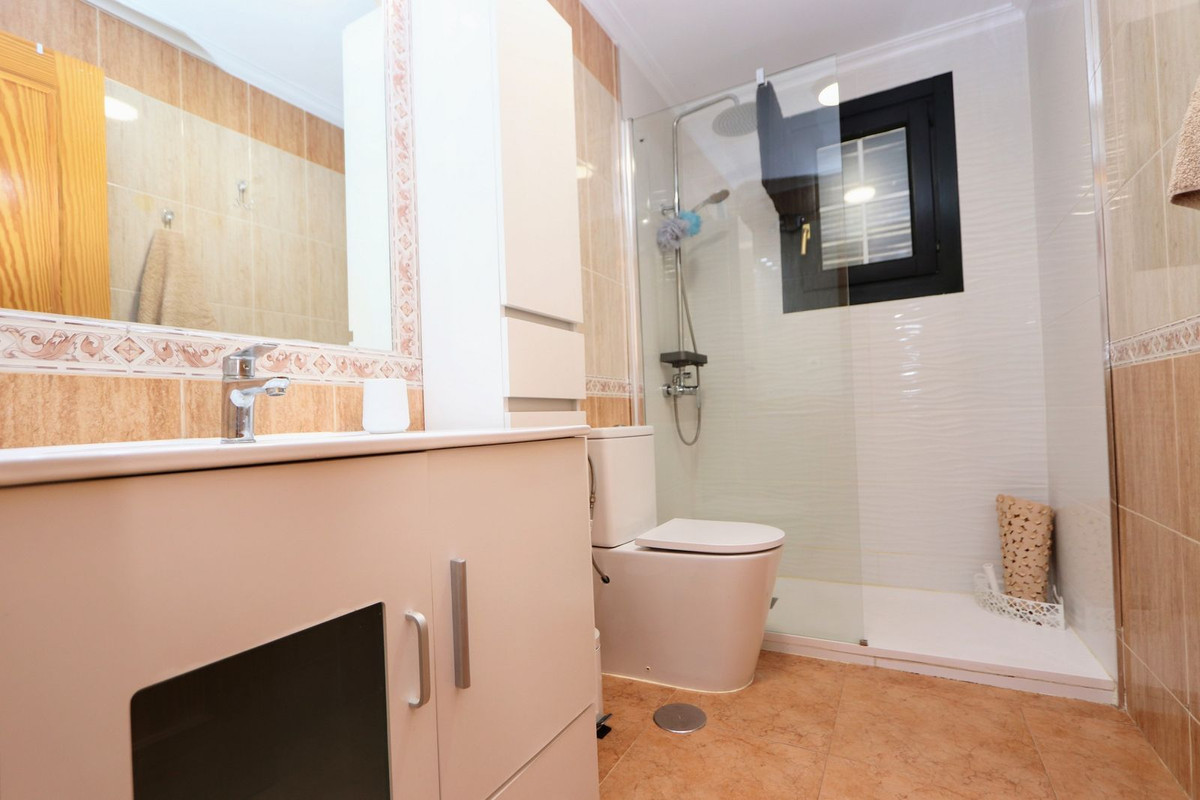 ShowFeedImage Apartment – Middle Floor Apartment in Los Alcazares