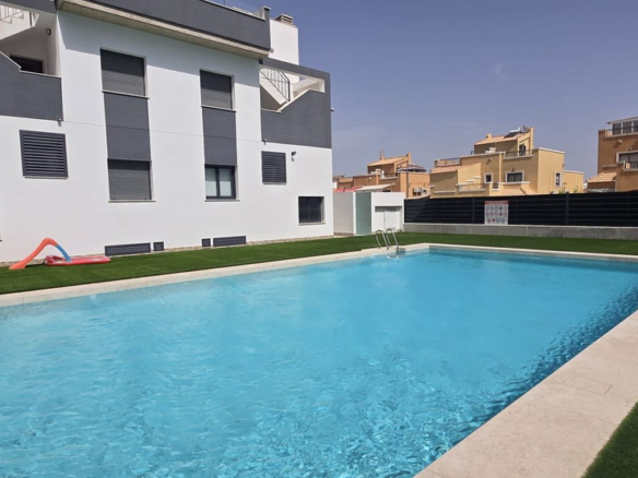 Apartment – Top Floor Apartment in Orihuela