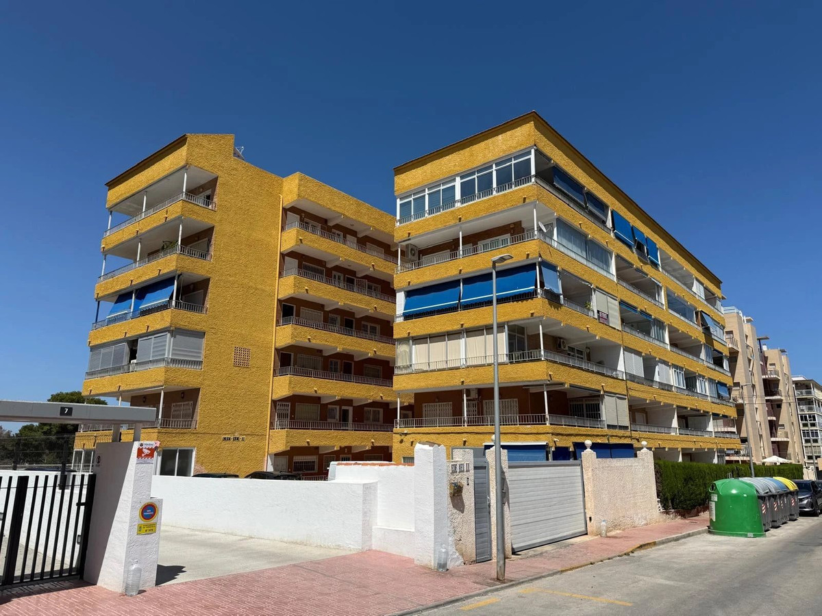 Apartment – Middle Floor Apartment in Orihuela