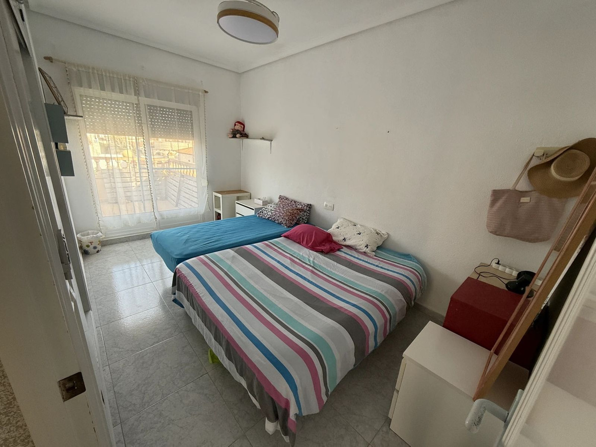 House – Detached Villa in Torrevieja