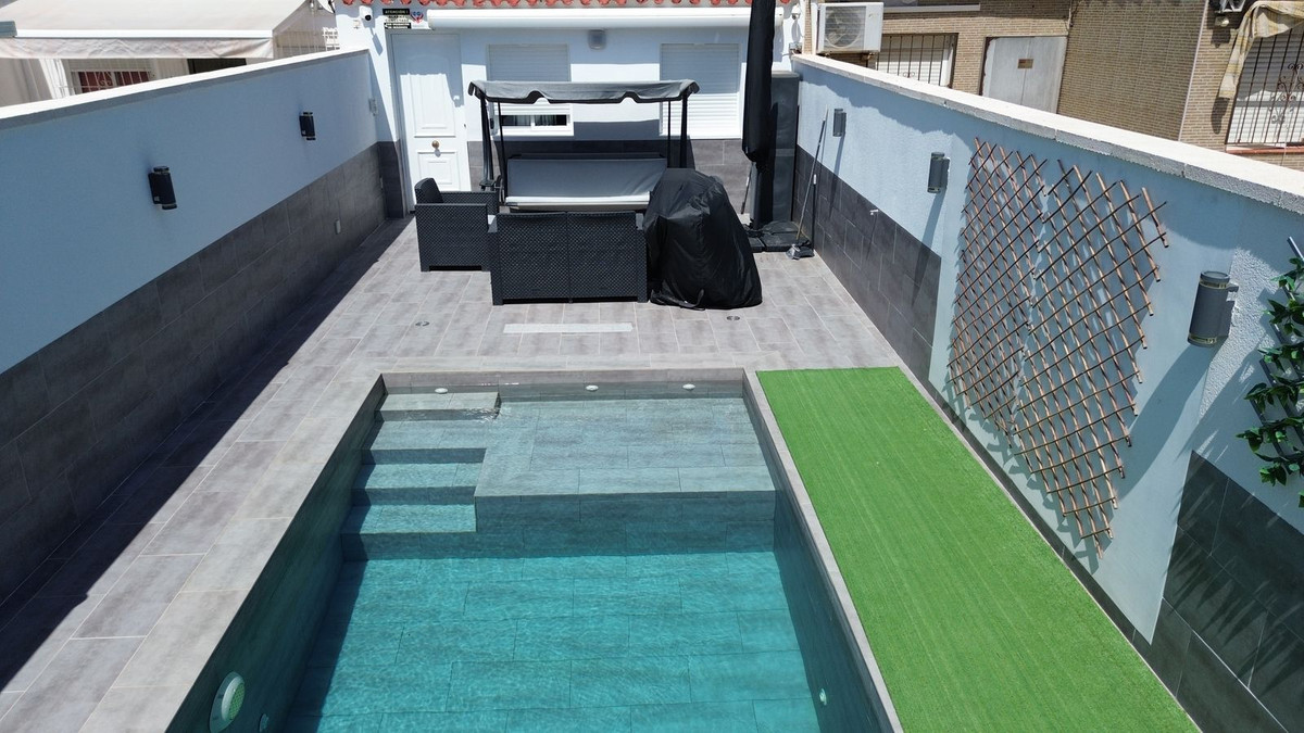 ShowFeedImage House – Bungalow in Torrevieja