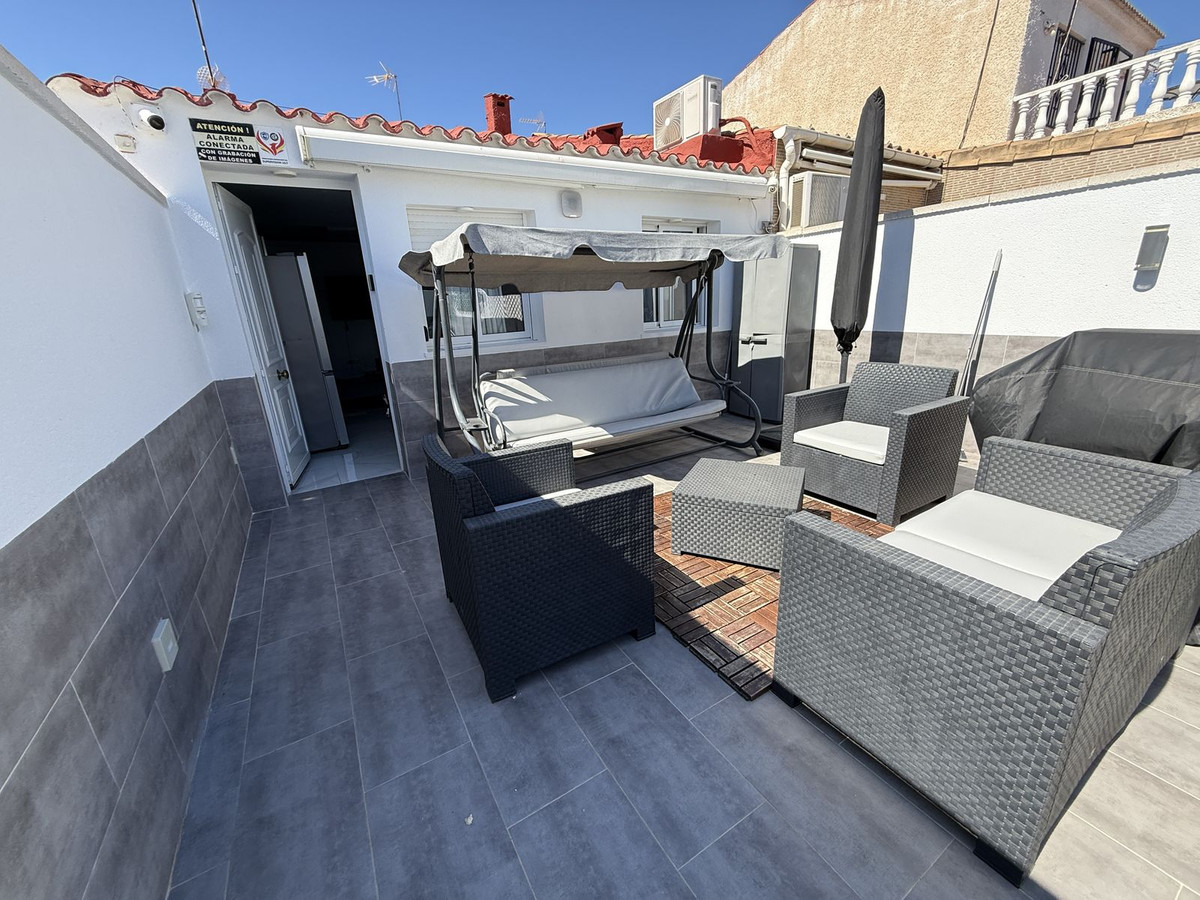ShowFeedImage House – Bungalow in Torrevieja