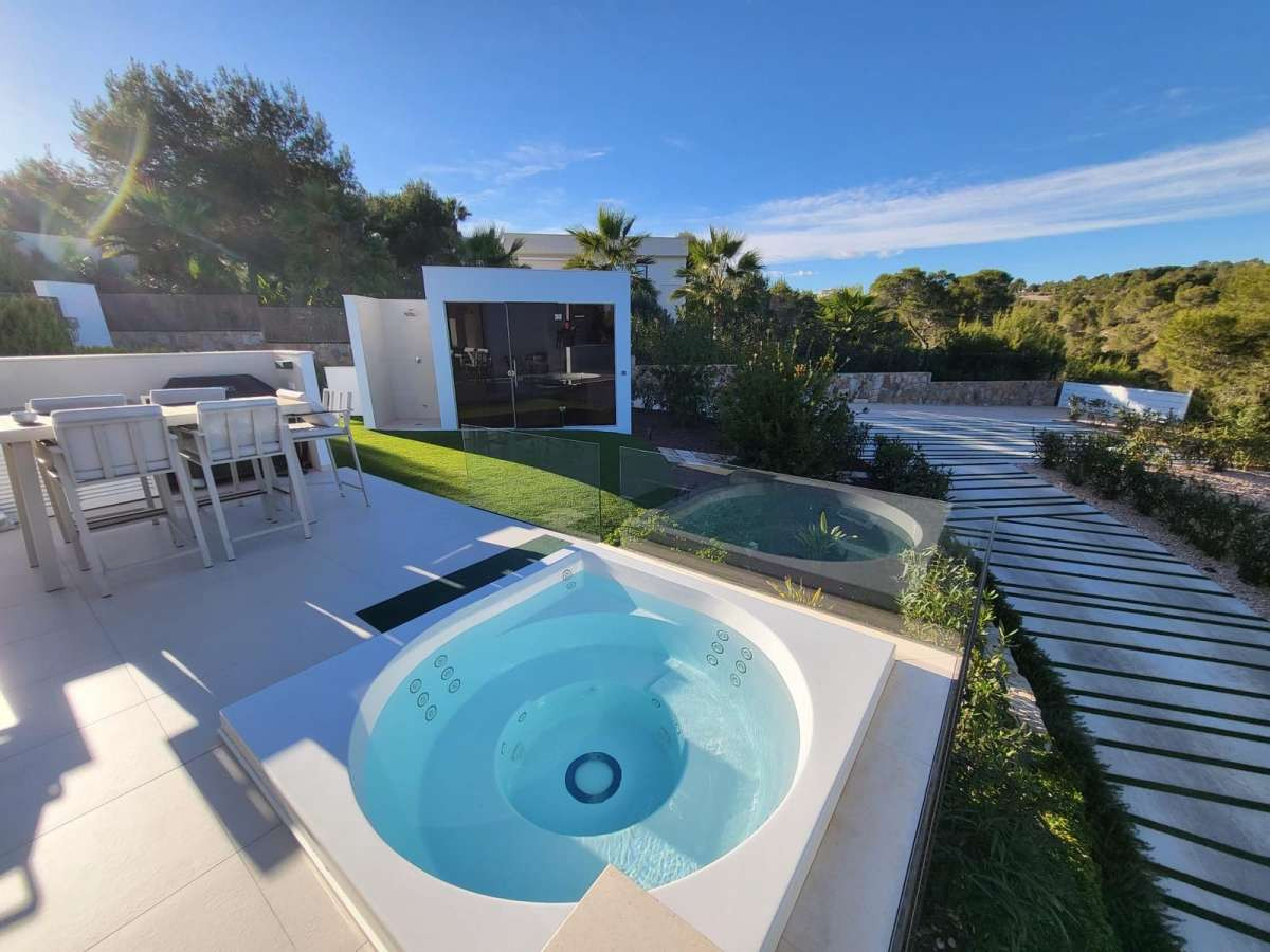 House – Detached Villa in Orihuela