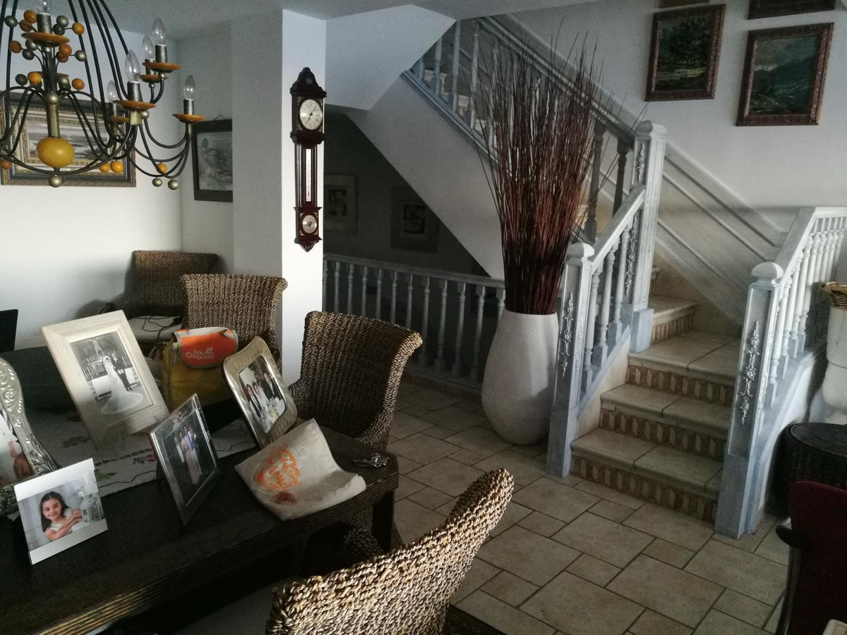 House – Detached Villa in Santa Pola