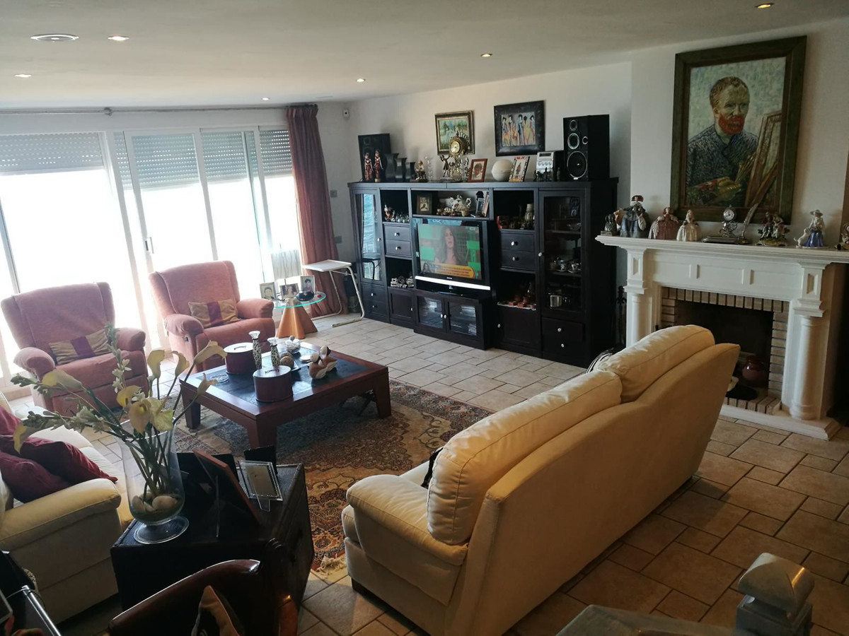 House – Detached Villa in Santa Pola