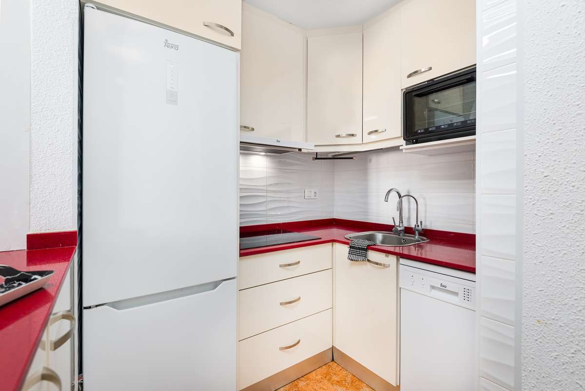 Apartment – Top Floor Apartment in Alicante City