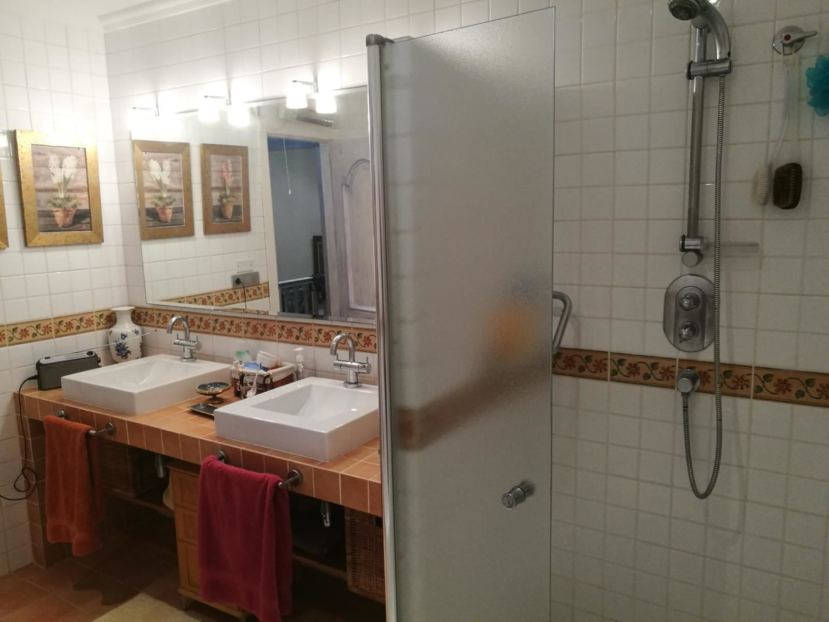 House – Detached Villa in Santa Pola