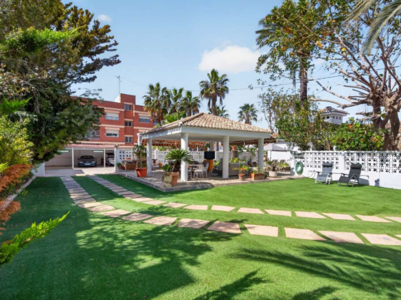 House – Detached Villa in San Pedro del Pinatar