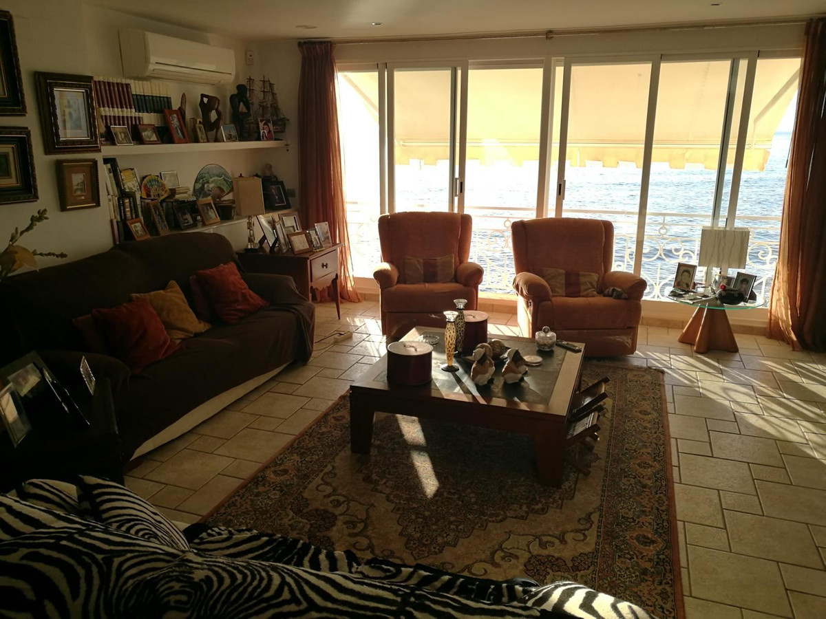 House – Detached Villa in Santa Pola