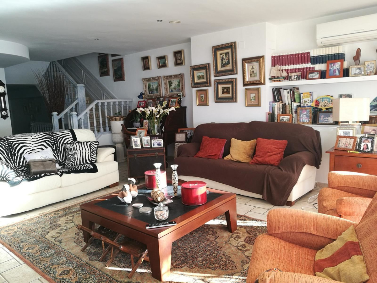 House – Detached Villa in Santa Pola