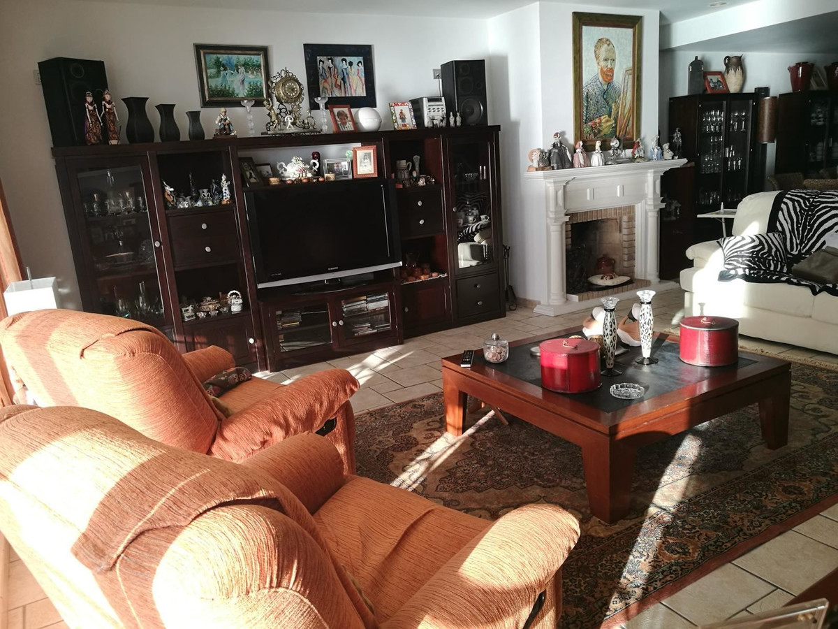 House – Detached Villa in Santa Pola