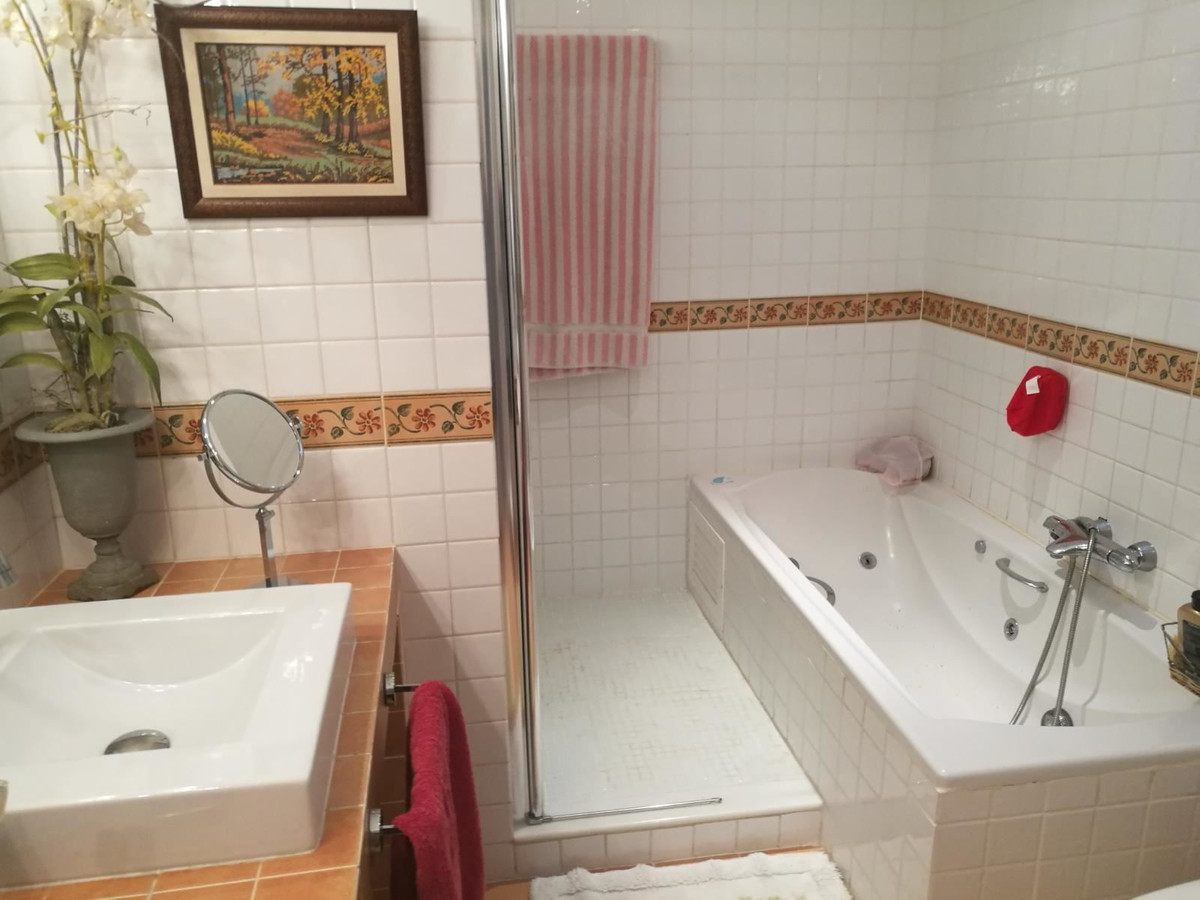 House – Detached Villa in Santa Pola