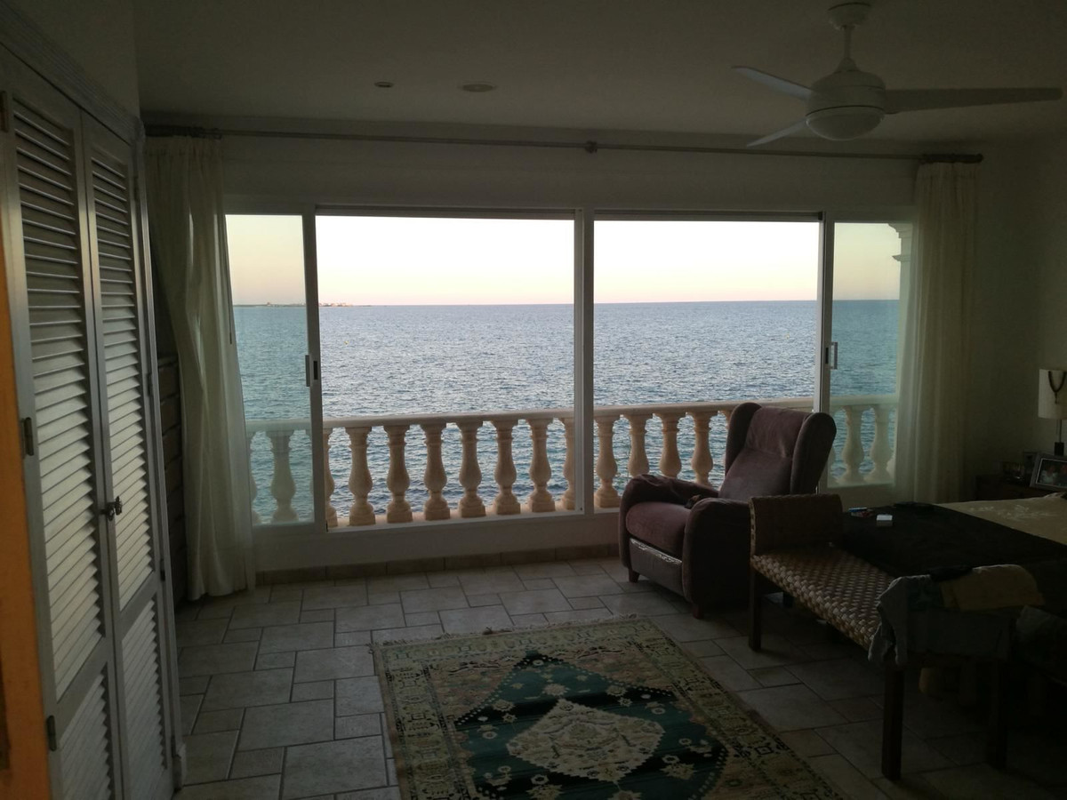 House – Detached Villa in Santa Pola