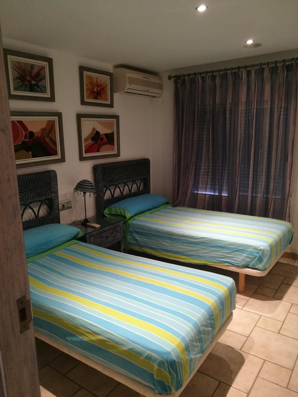 House – Detached Villa in Santa Pola