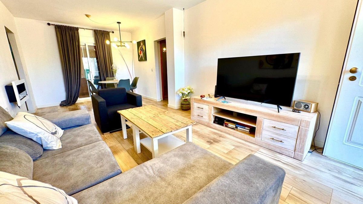 Apartment – Middle Floor Apartment in Santa Pola