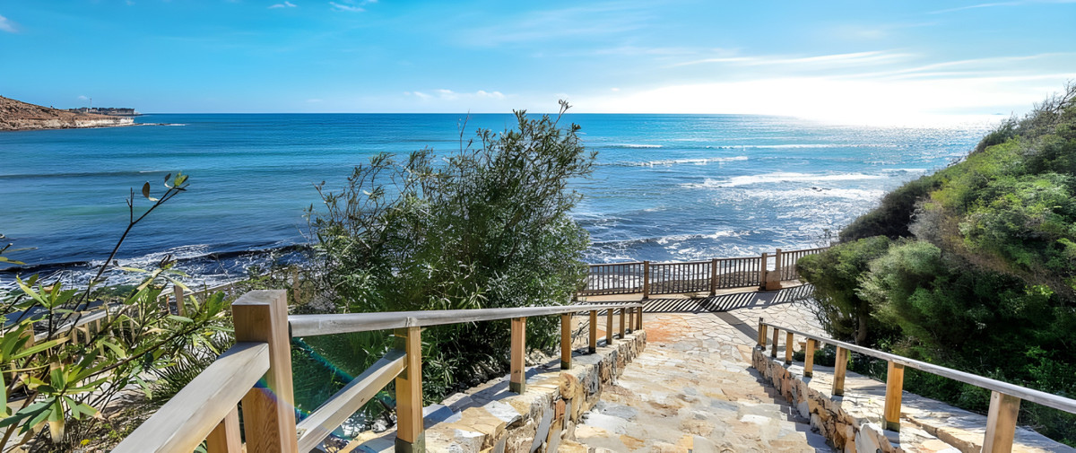 ShowFeedImage Apartment – Top Floor Apartment in Torrevieja