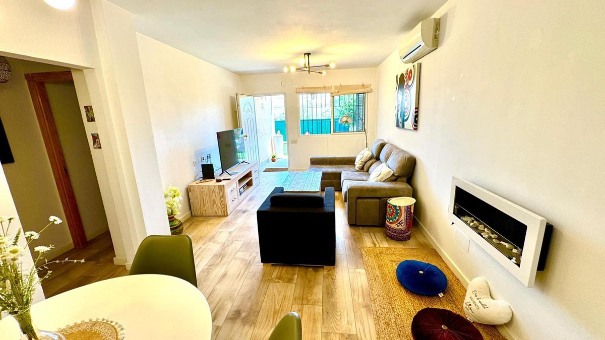 Apartment – Middle Floor Apartment in Santa Pola