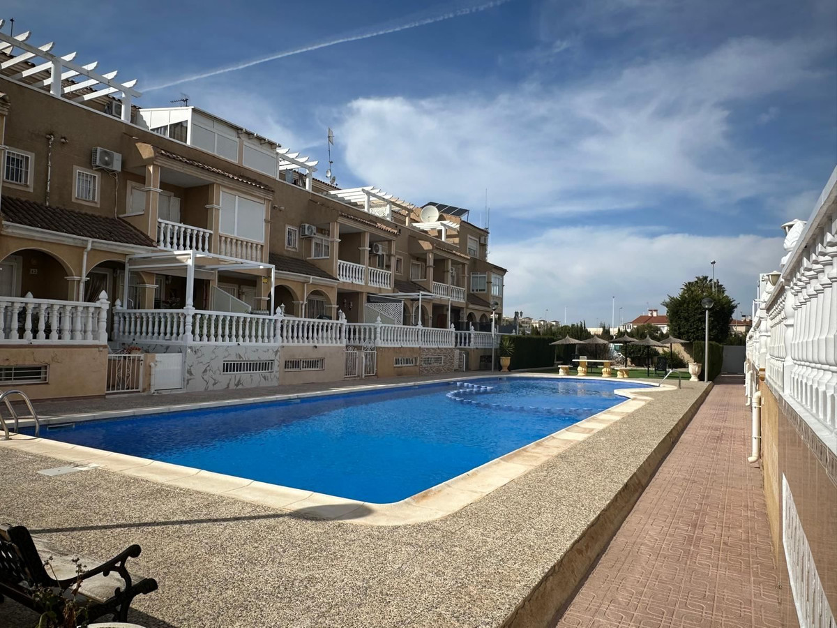 House – Townhouse in Orihuela