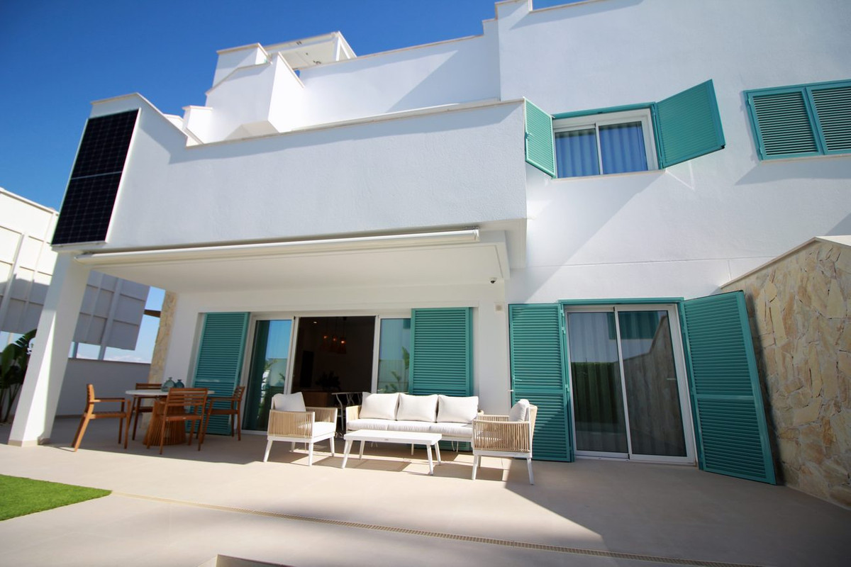 Apartment – Ground Floor Apartment in Pilar de la Horadada
