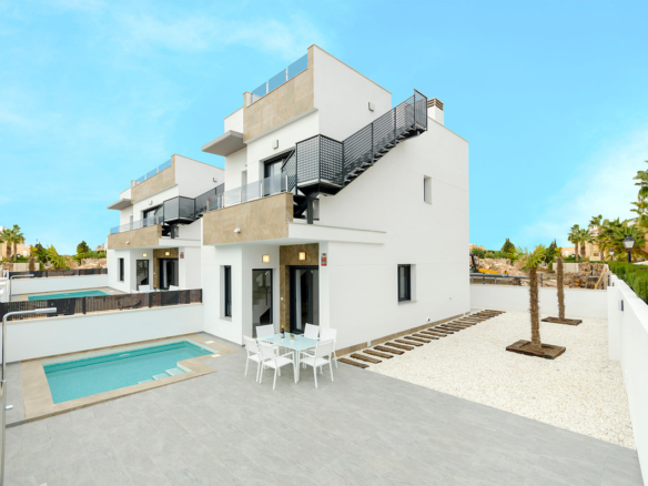 House – Detached Villa in Torrevieja
