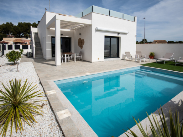 House – Detached Villa in Pilar de la Horadada