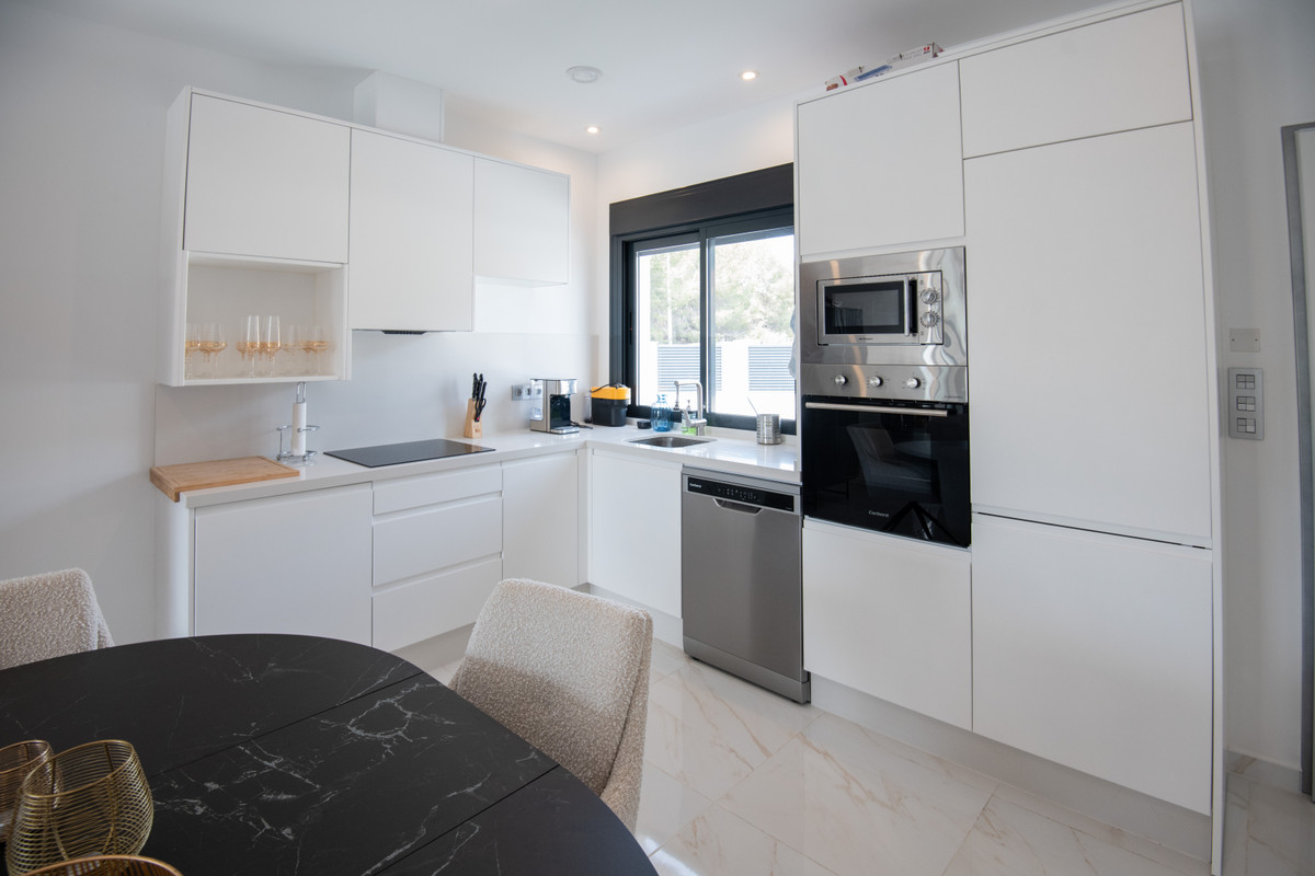 House – Detached Villa in Pilar de la Horadada