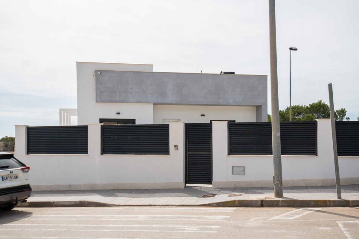 House – Detached Villa in Pilar de la Horadada