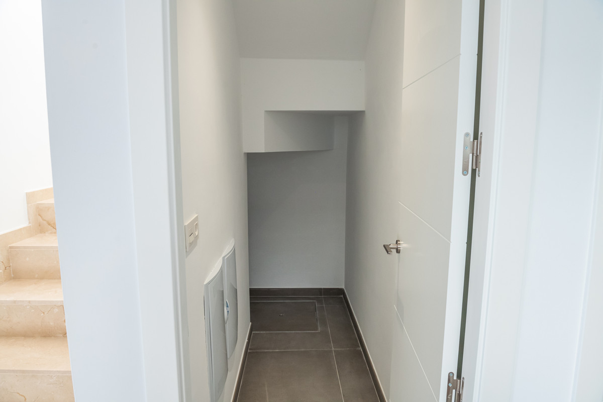 House – Detached Villa in Los Alcazares