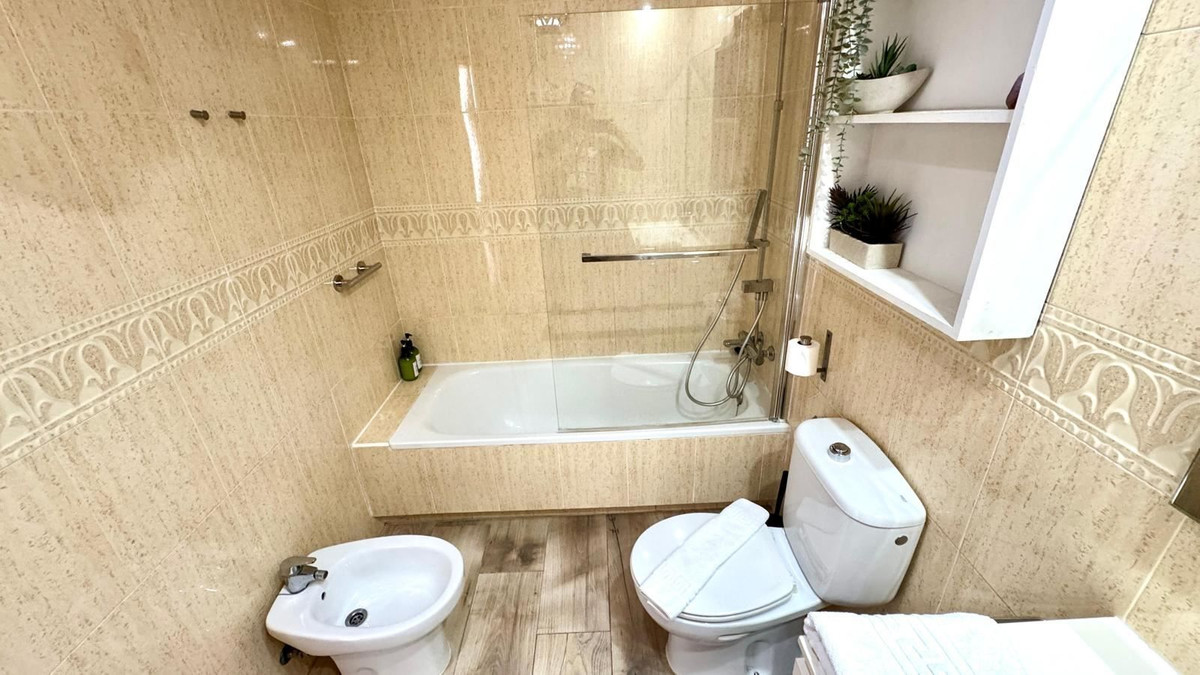 Apartment – Middle Floor Apartment in Santa Pola