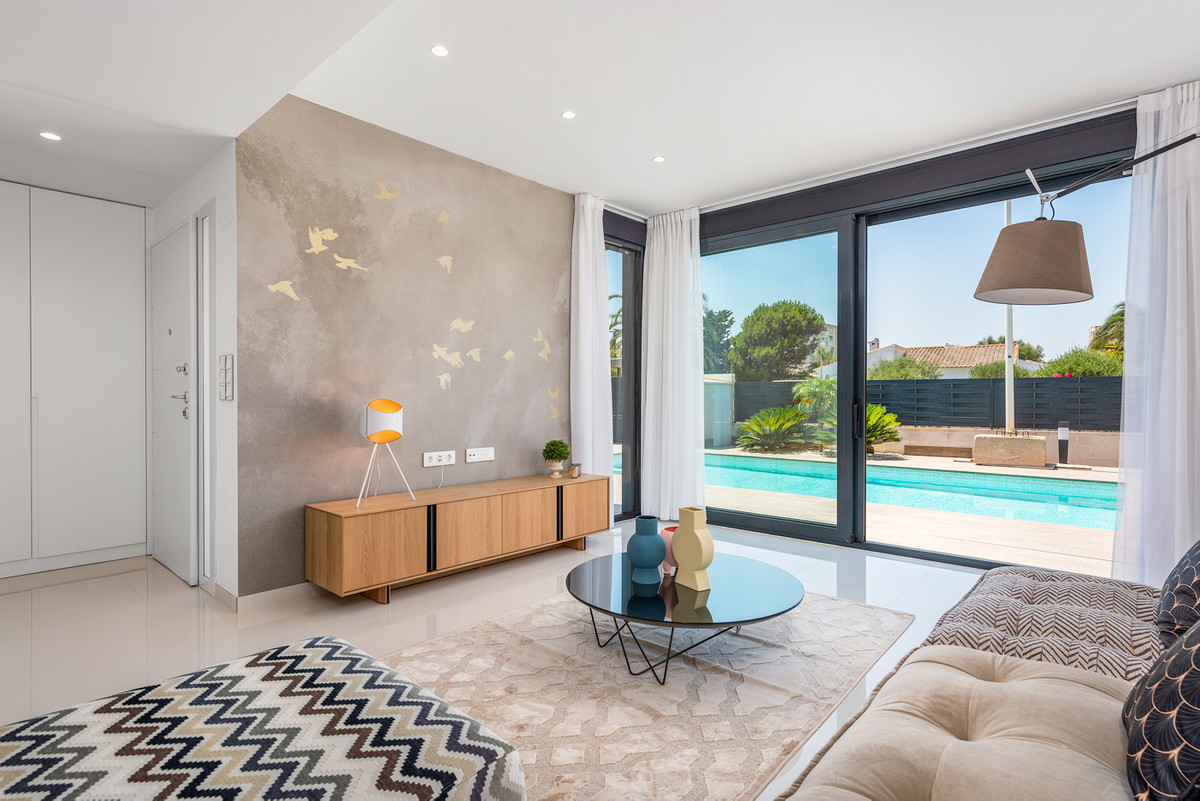 ShowFeedImage House – Detached Villa in Cartagena