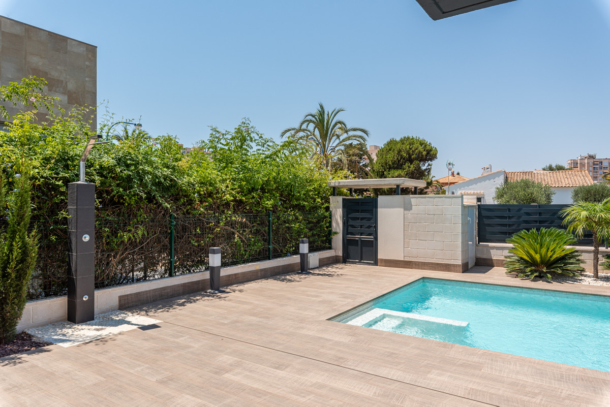 ShowFeedImage House – Detached Villa in Cartagena