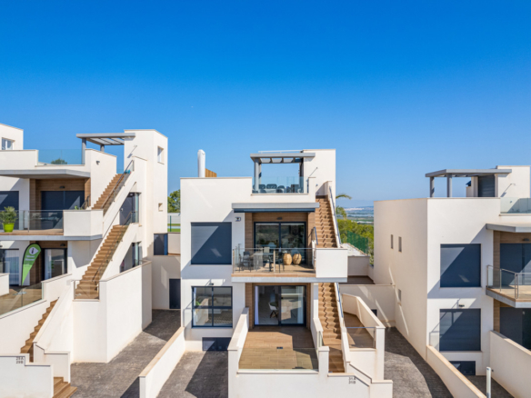 House – Bungalow in San Miguel de Salinas
