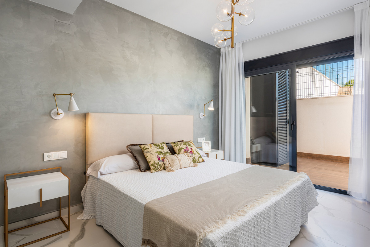 House – Bungalow in San Miguel de Salinas