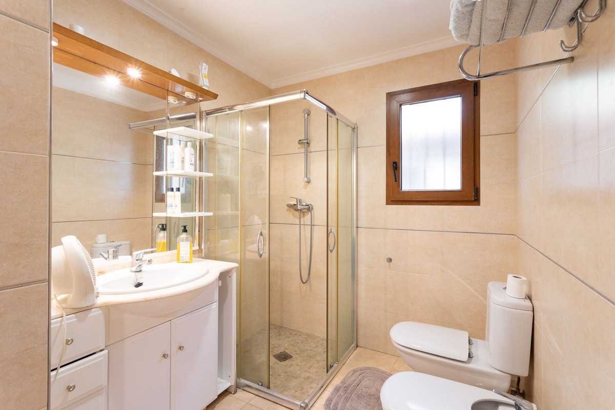 ShowFeedImage House – Detached Villa in Orihuela