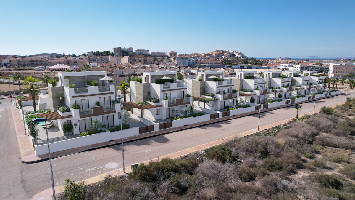 ShowFeedImage House – Semi-Detached House in Mazarrón