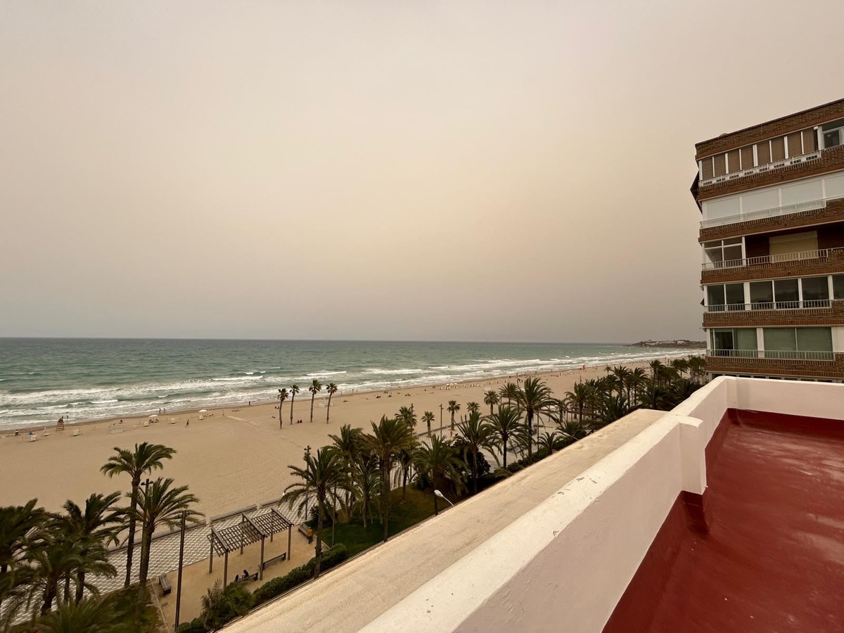 Apartment – Middle Floor Apartment in San Juan de Alicante