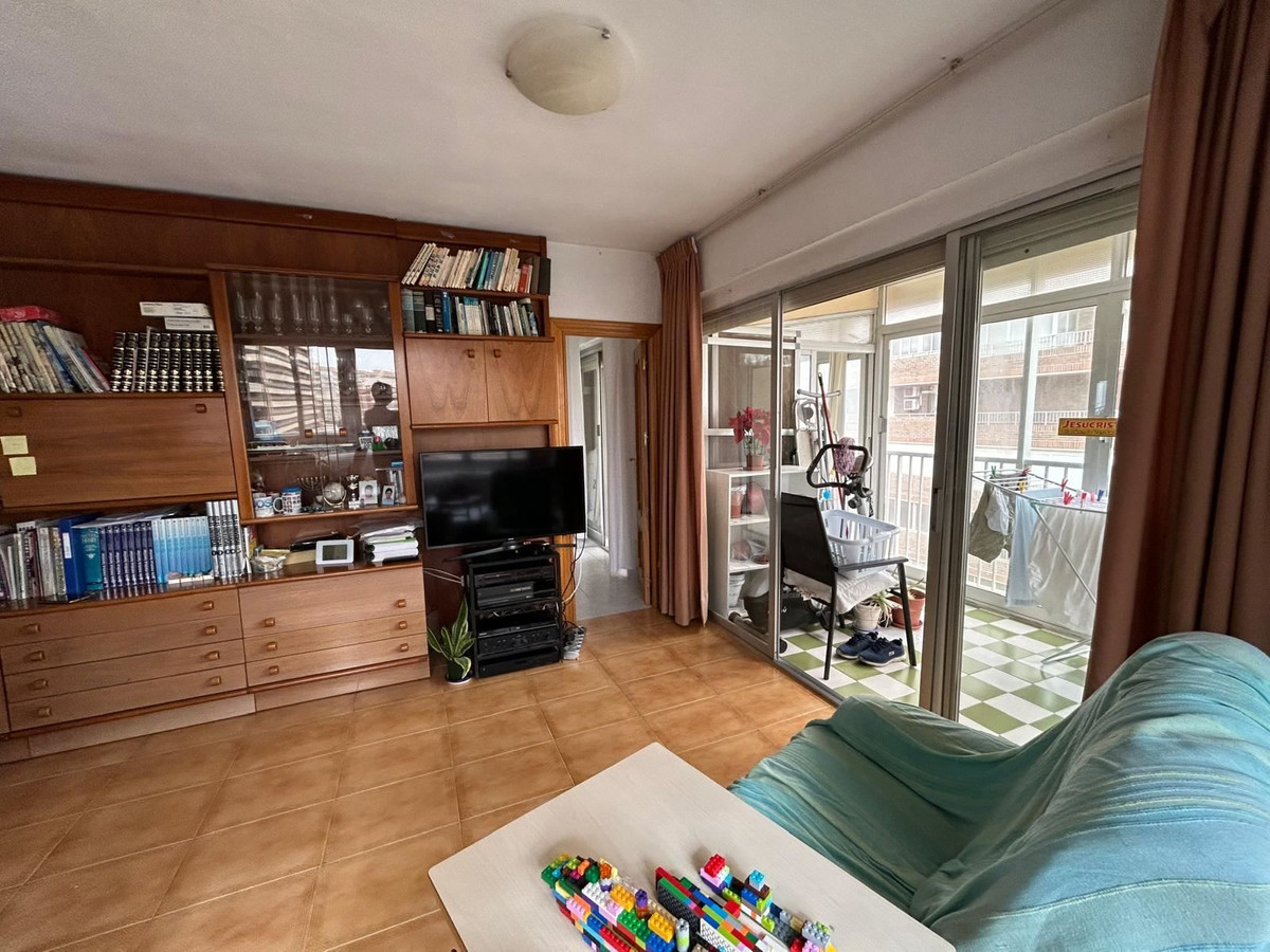 Apartment – Middle Floor Apartment in San Juan de Alicante