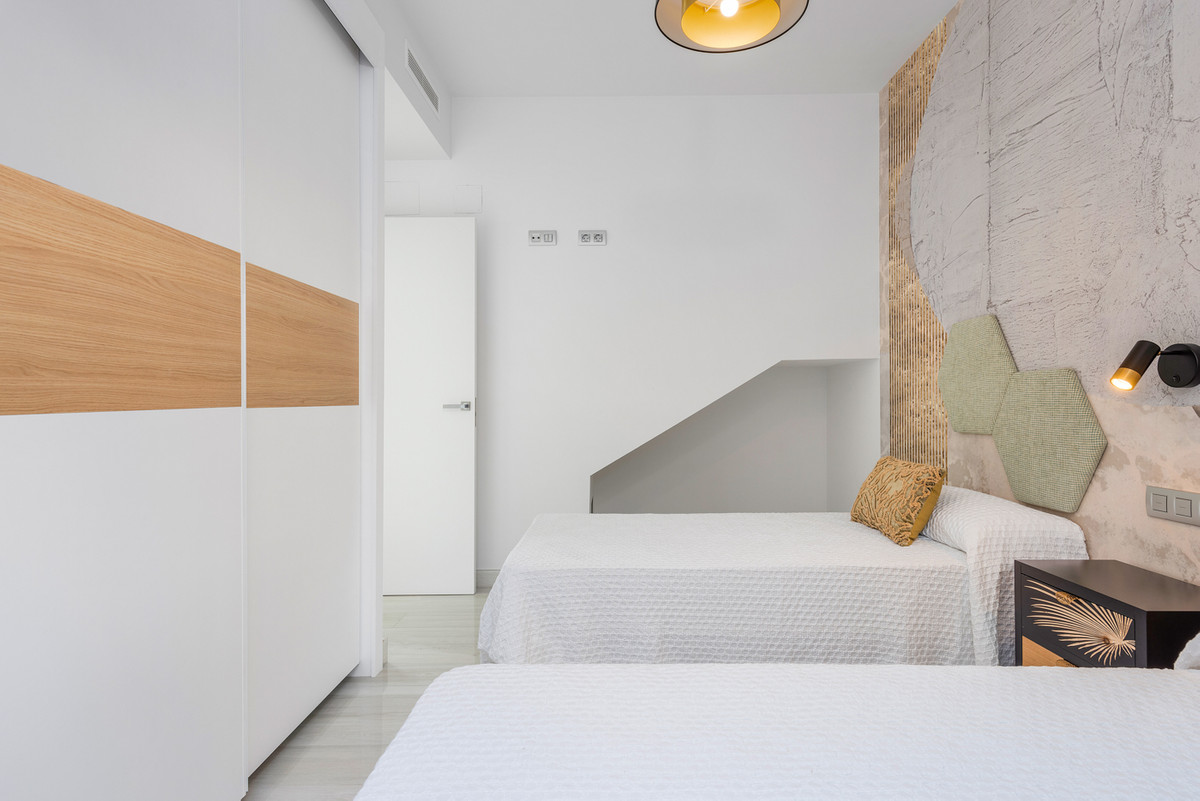 House – Detached Villa in Los Montesinos