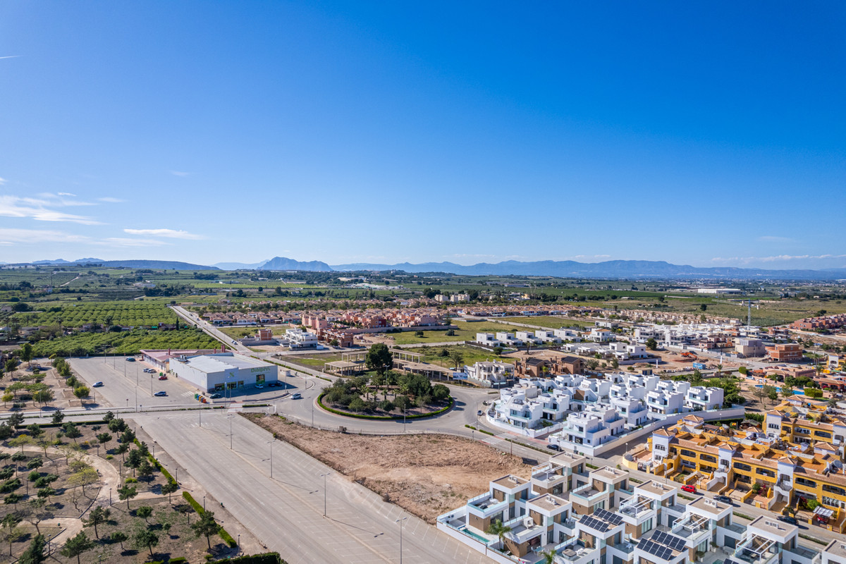 House – Detached Villa in Los Montesinos