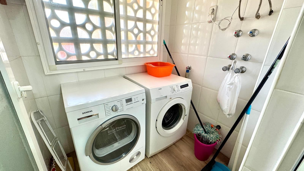 Apartment – Middle Floor Apartment in Santa Pola