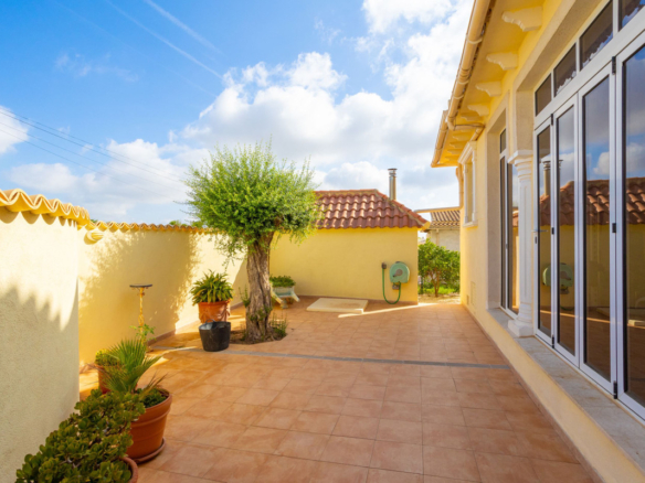 House – Detached Villa in Orihuela