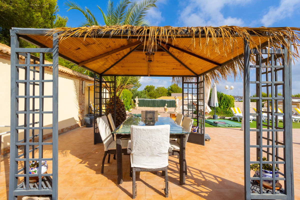 House – Detached Villa in Orihuela